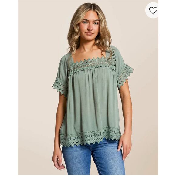 NWT DAYTRIP BUCKLE GREEN FLOWY BLOUSE LARGE ((x21) - Picture 1 of 4